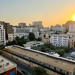 Sunny Peaceful Room At The Center Of Cairo